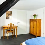 Grosses- Altes- Umfassend Saniertes By Interhome 발렌슈테트