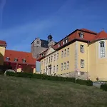 Grosses- Altes- Umfassend Saniertes By Interhome 펜션 발렌슈테트