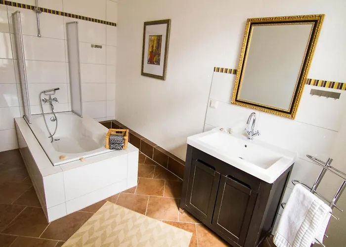 Grosses- Altes- Umfassend Saniertes By Interhome Semesterbostad *