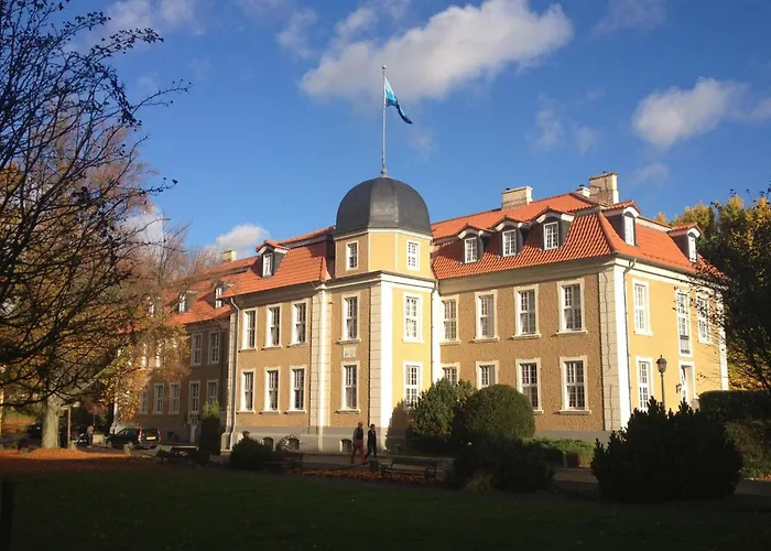 Grosses- Altes- Umfassend Saniertes By Interhome