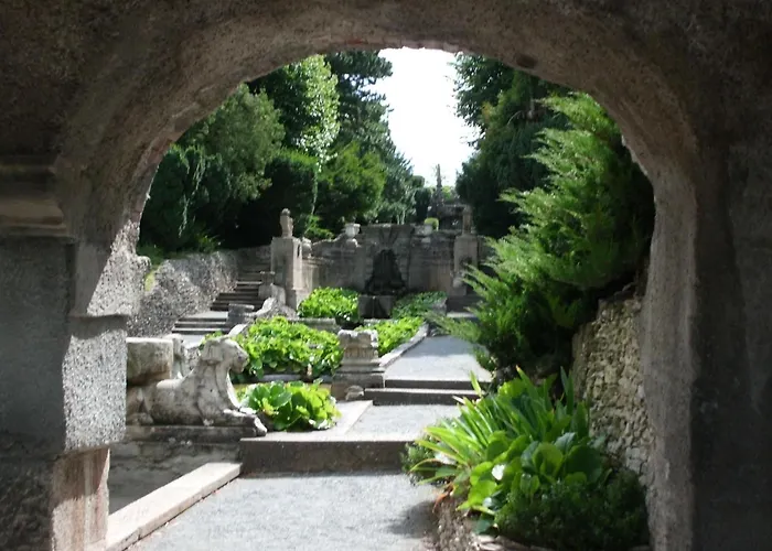 Grosses- Altes- Umfassend Saniertes By Interhome